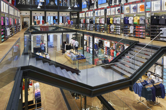 Création de la boutique Uniqlo dans le Marais à Paris